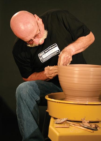 How to Throw on the Potter's Wheel with Dee Schaad