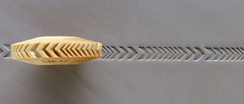 MKM FR-16 Arrow Heads Pattern Finger Roller image 2