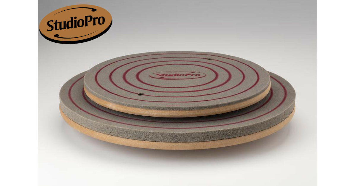 StudioPro 18" Foam Trimming Bat 1/4" Thick image 2