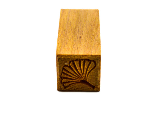 MKM Ssm-107 Medium Square Wood Stamp, Gingko Leaf image 1