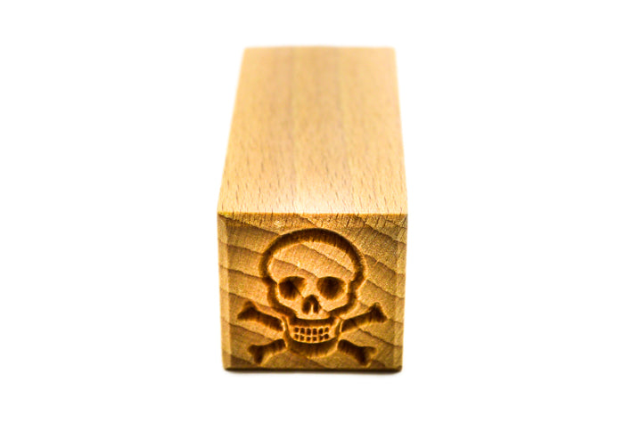 MKM Ssm-150 Medium Square Wood Stamp, Skull and Crossbones image 3